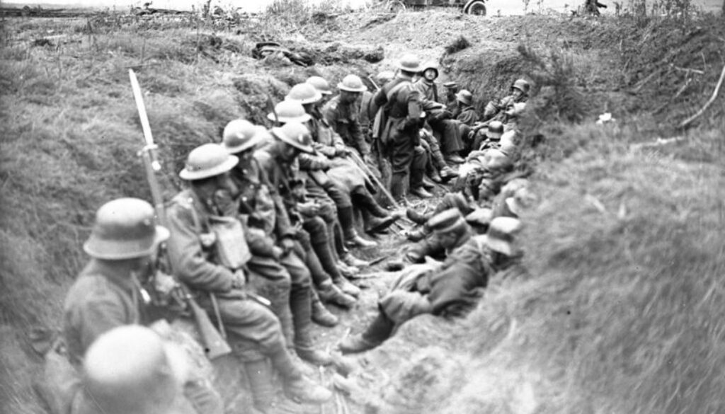 102_German prisoners and Canadians take over in trench. Advance East of Arras. September, 1918